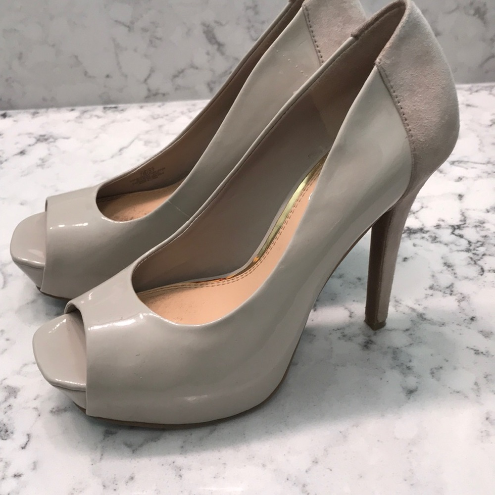 Jessica Simpson Taupe Patent/Suede Shoes 7M